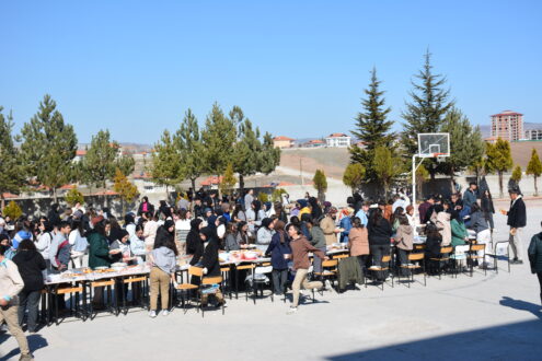 Sehit Ahmet Alan Anadolu Lisesi Kermesi 4